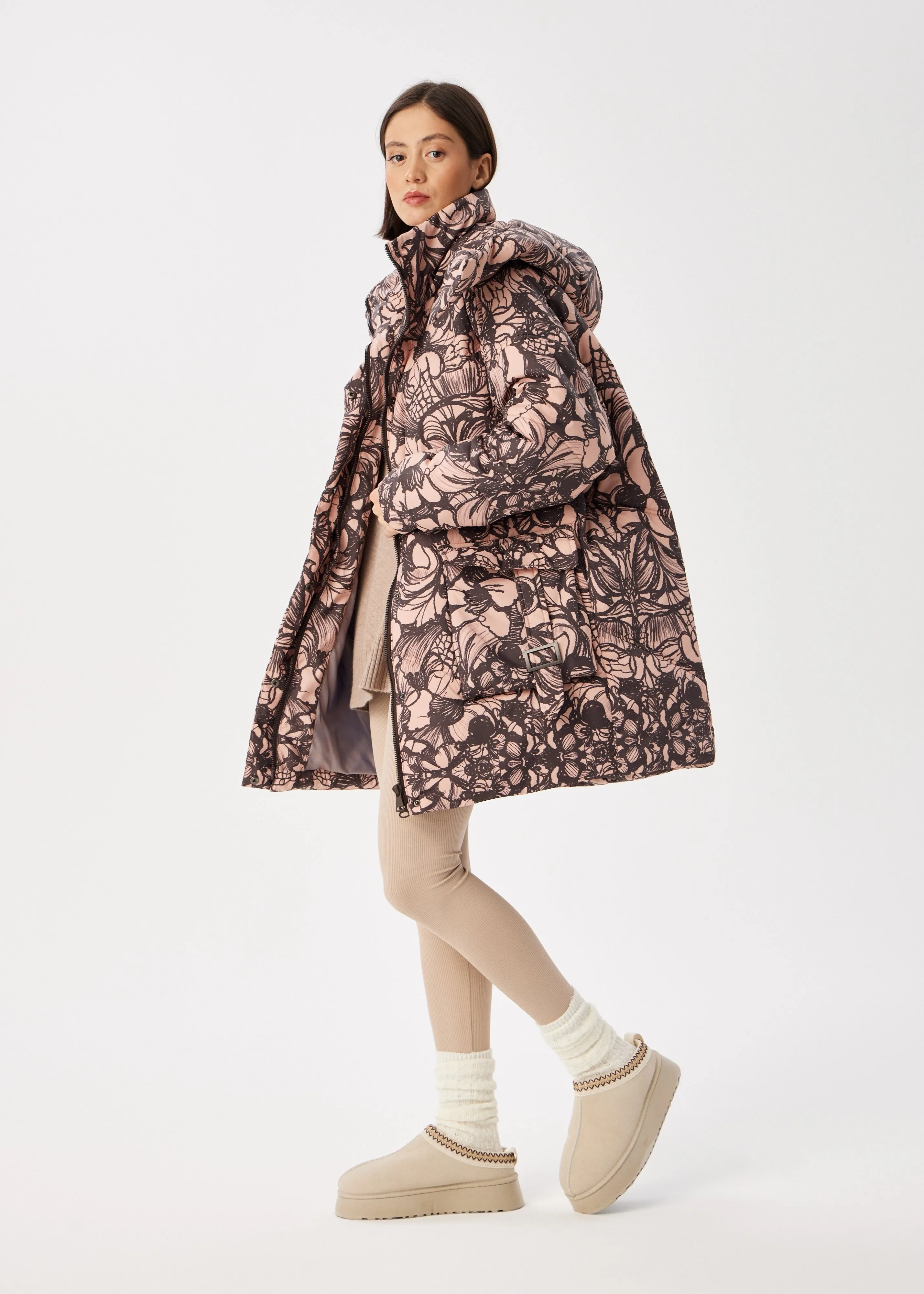 Lace Printed Puffer Jacket for Women – Artistic & Cozy Design